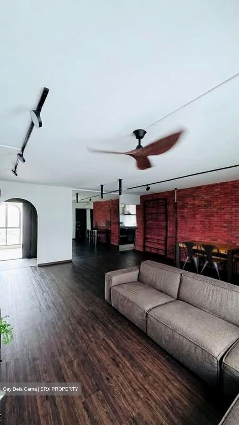 Blk 308B Anchorvale Place (Sengkang), HDB 5 Rooms #564155601